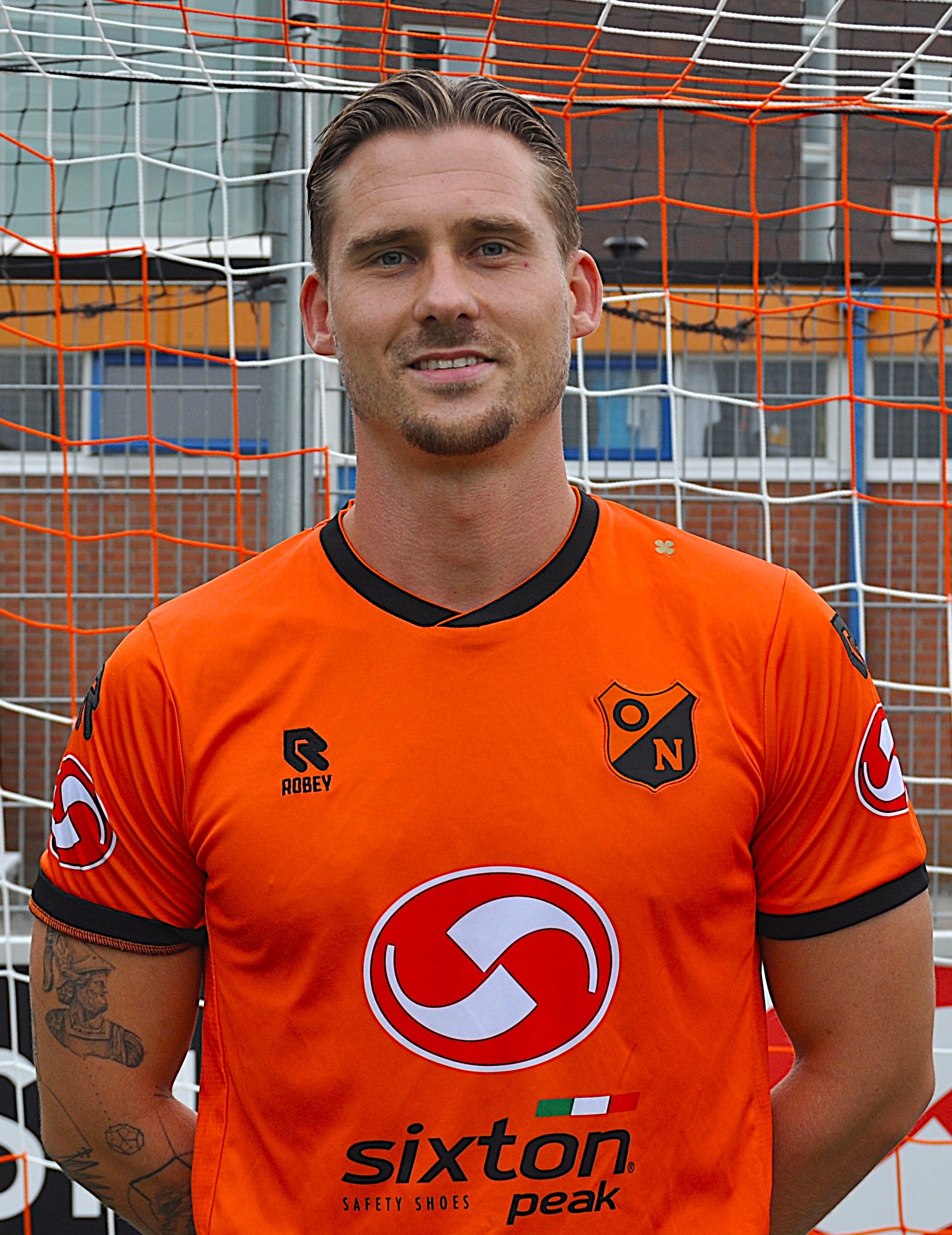 20. Peter van Son aanvaller