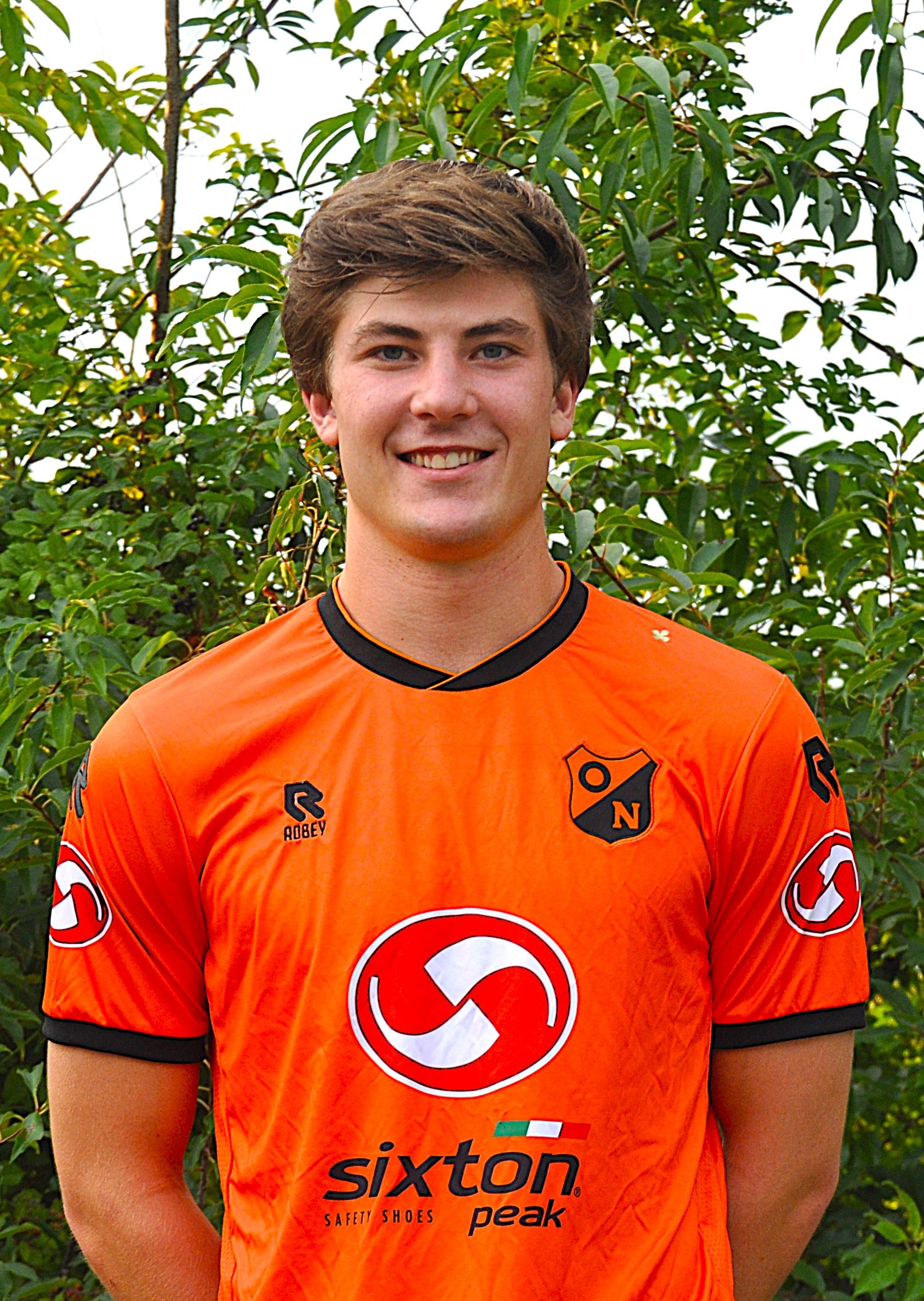 19. Mart Nijhof middenvelder