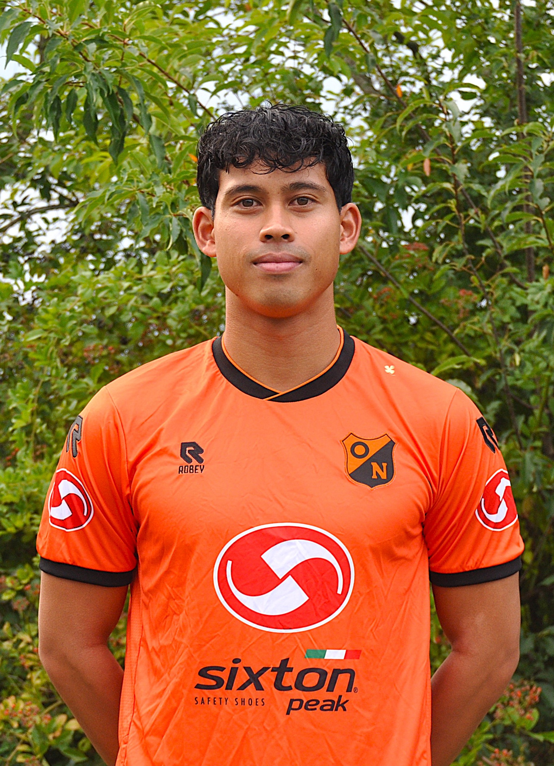 7. Nagesh Amatsaleh middenvelder