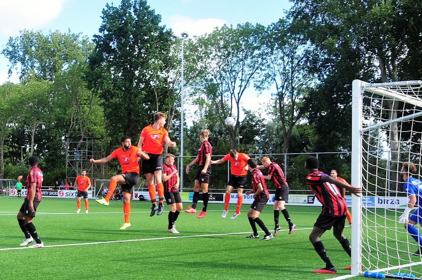 Oranje Nasau wint overtuigend oefenduel tegen Hoogezand
