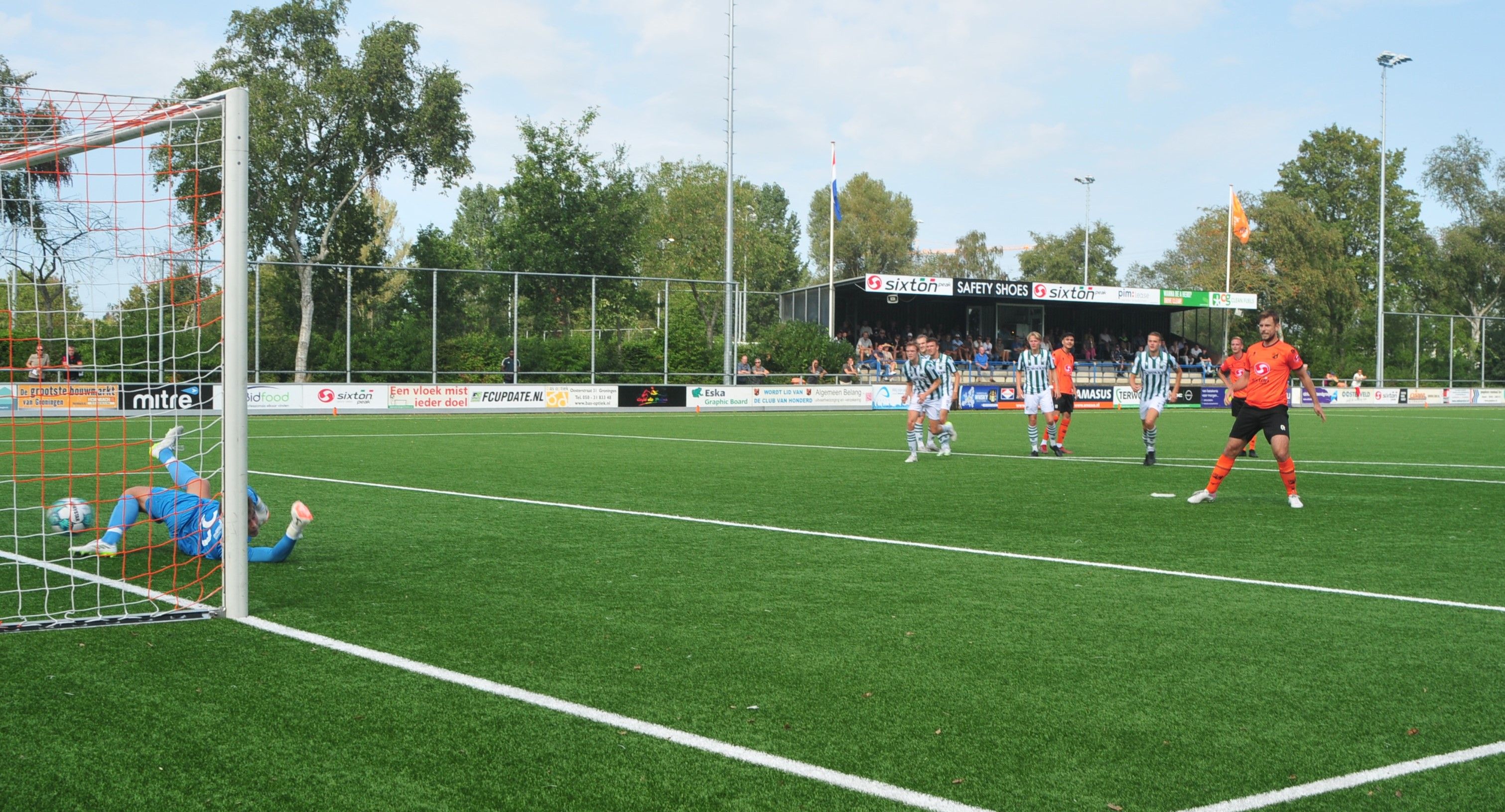 Oranje Nassau pakt volle winst in eerste bekerronde