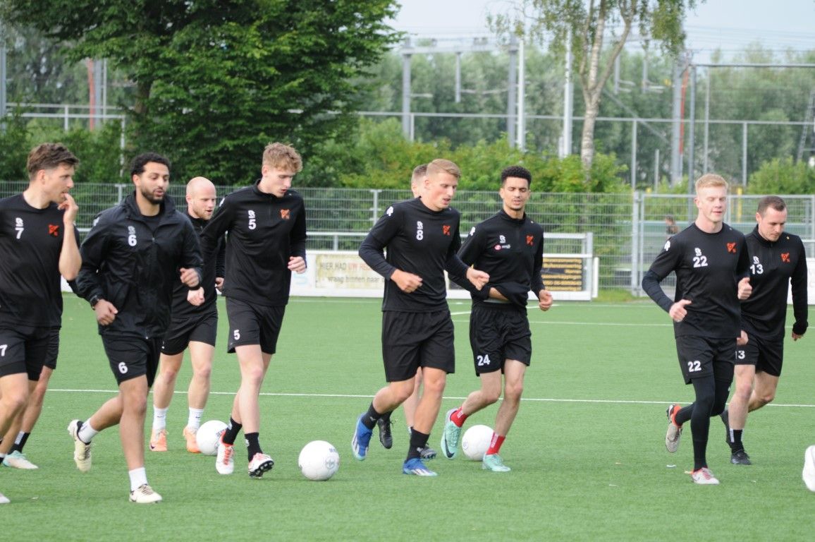 Donderdag oefenen tegen Groen Geel