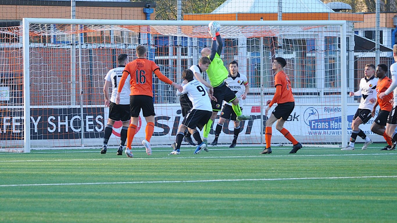 Oranje Nassau wint nipt van stug Rolder Boys